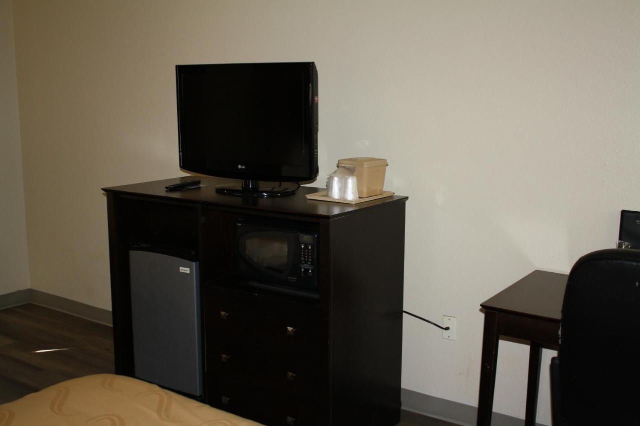 Quality Inn & Suites Wichita Falls I-44 Екстер'єр фото