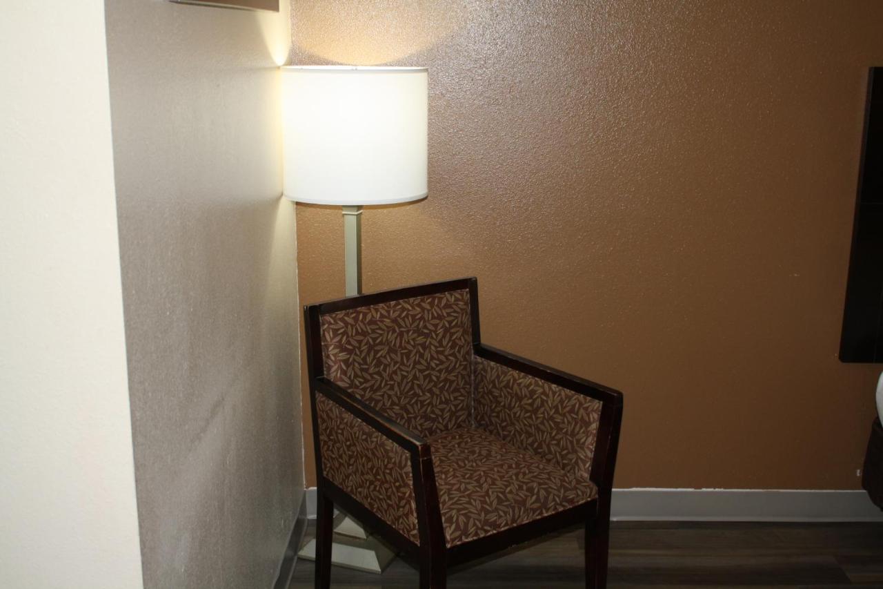 Quality Inn & Suites Wichita Falls I-44 Екстер'єр фото
