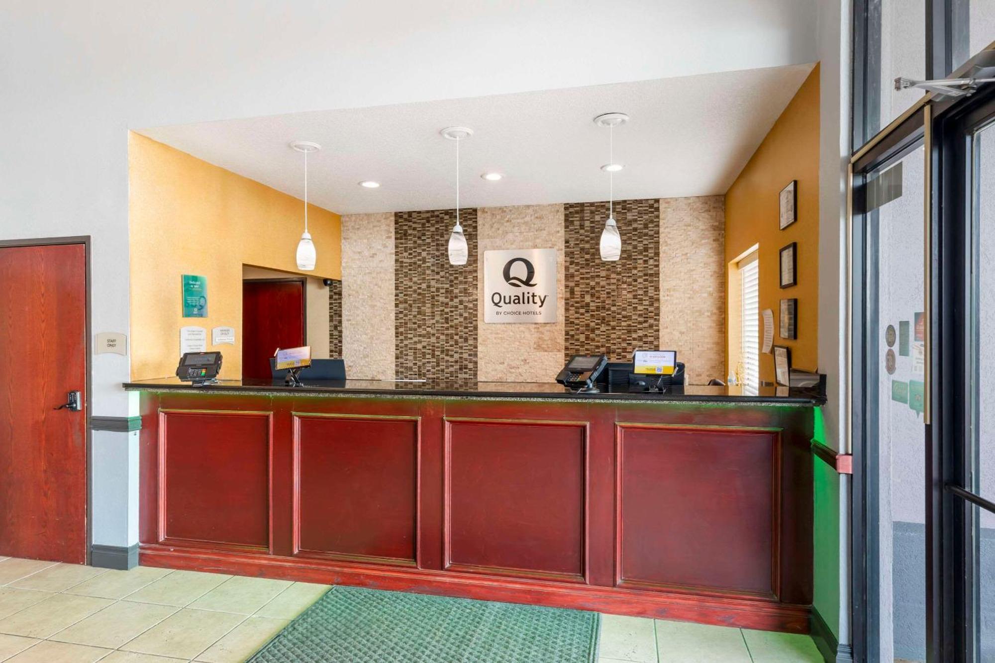 Quality Inn & Suites Wichita Falls I-44 Екстер'єр фото