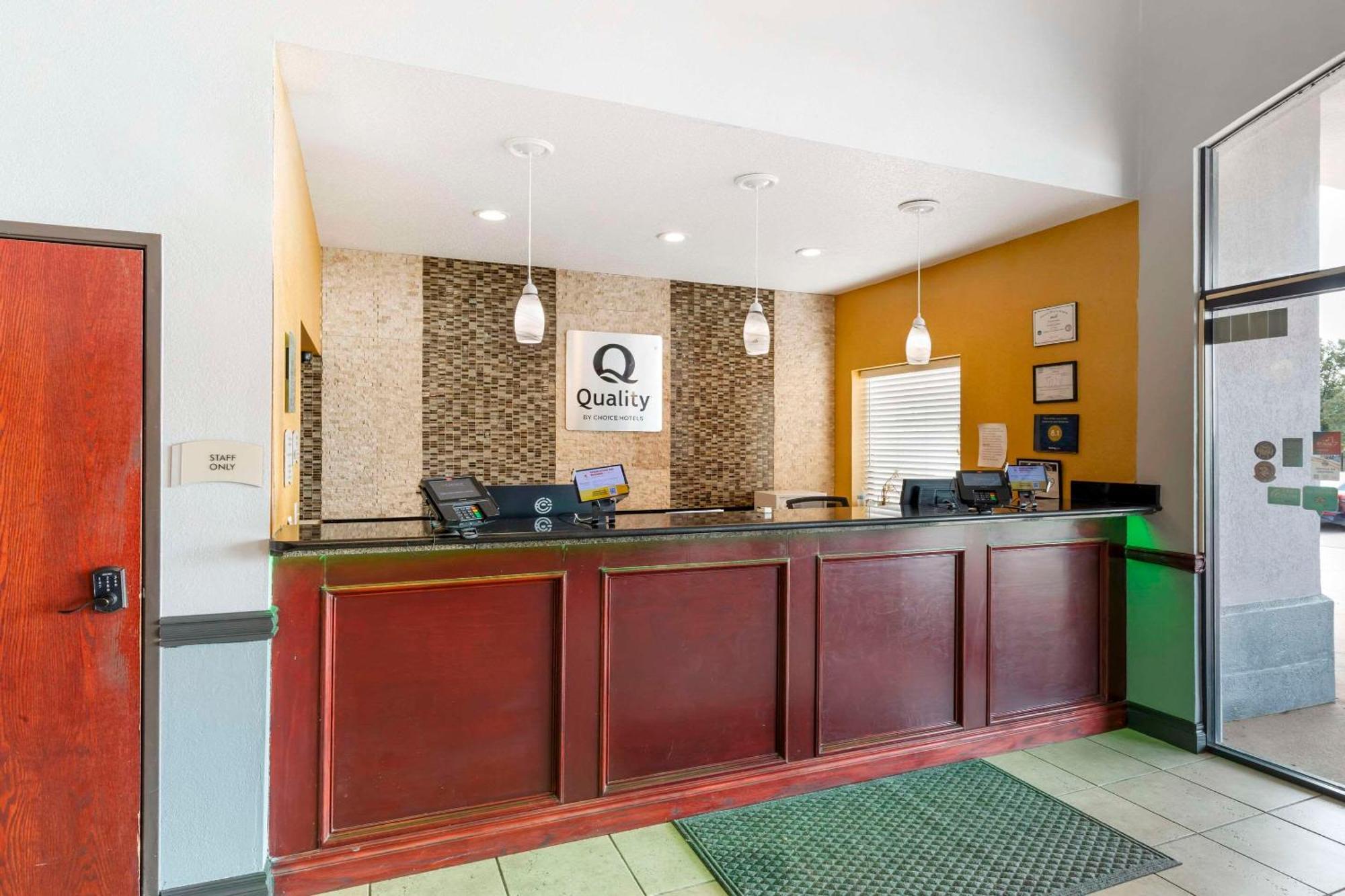 Quality Inn & Suites Wichita Falls I-44 Екстер'єр фото