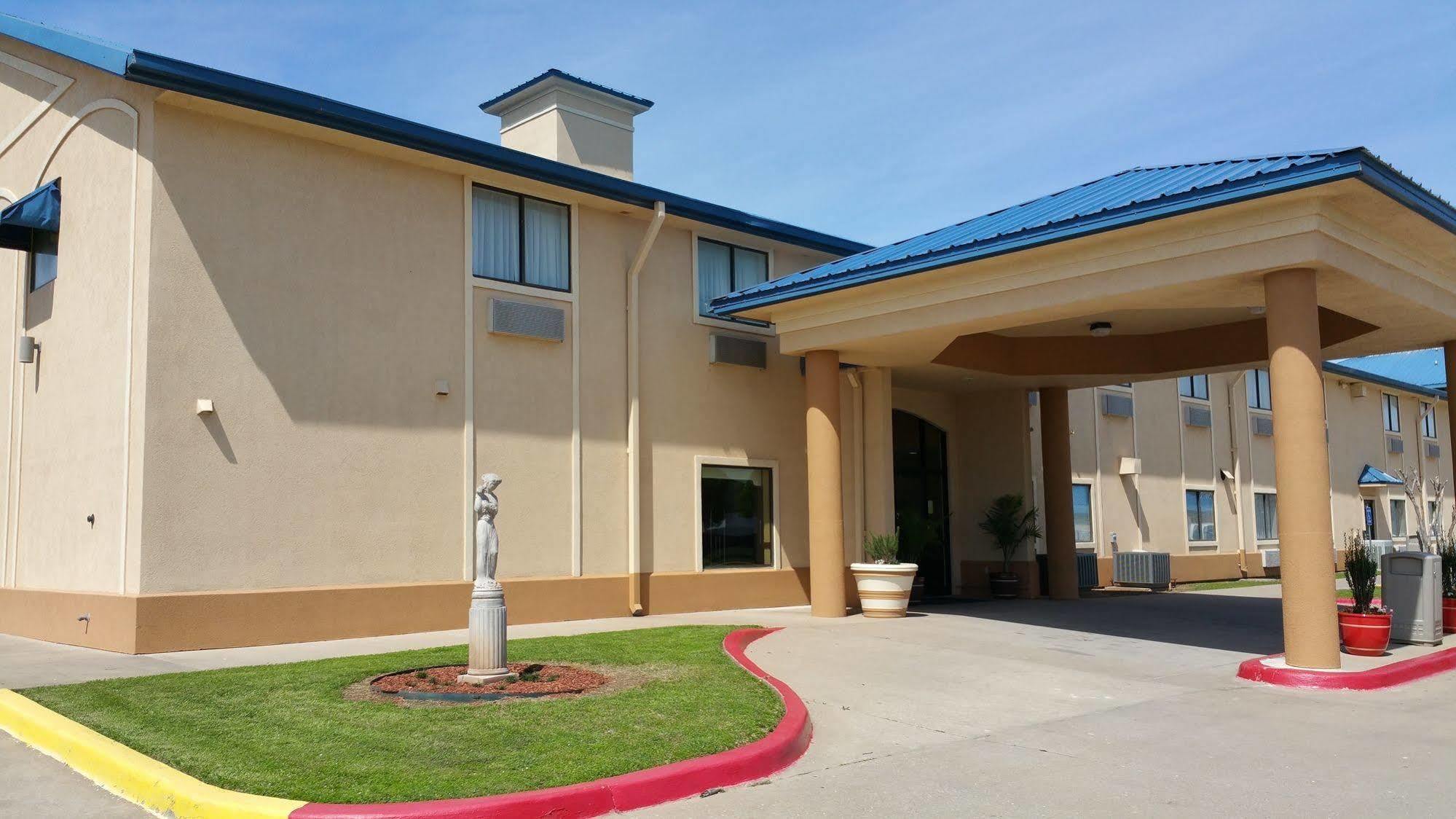 Quality Inn & Suites Wichita Falls I-44 Екстер'єр фото